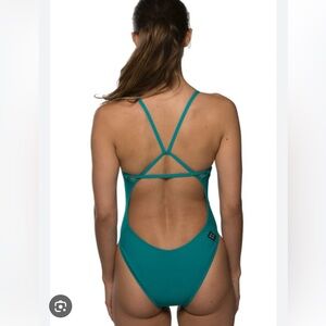 Jolyn Perry Onsie size 30